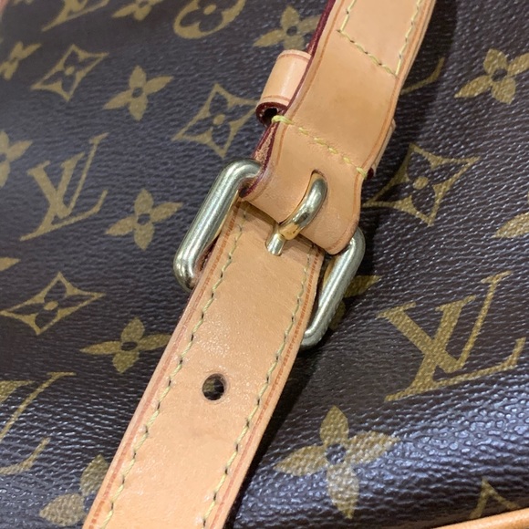 SOLD Louis Vuitton Odeon Crossbody Bag - Picture 12 of 16